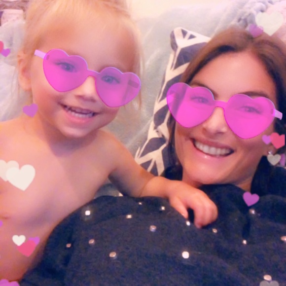 Meet your Posher, Courtney - Picture 1 of 1